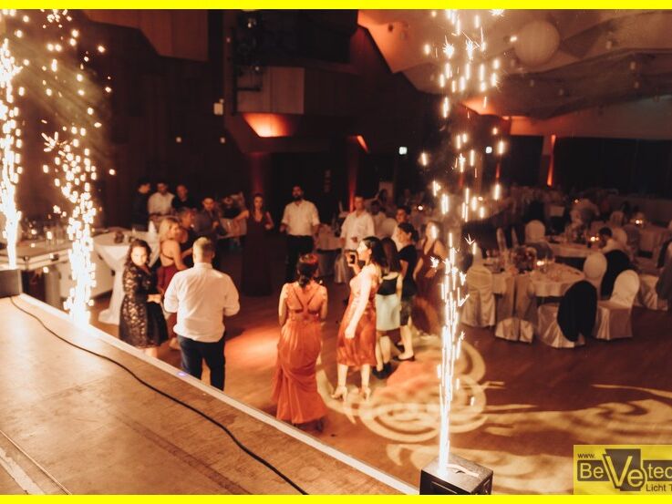 2019-08-24_Hochzeit_Bismarckhalle_Siegen_Geisweid_Fotografien_Julia_Achenbach_23.jpg
