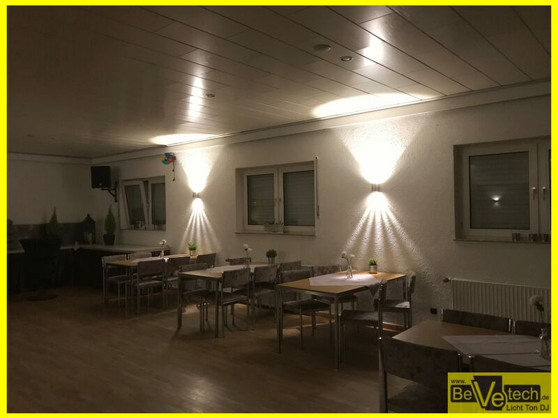 2018-06-28_Verkauf_von_Wandbeleuchtung_Sportheim_TSV_Siegen_02.JPG