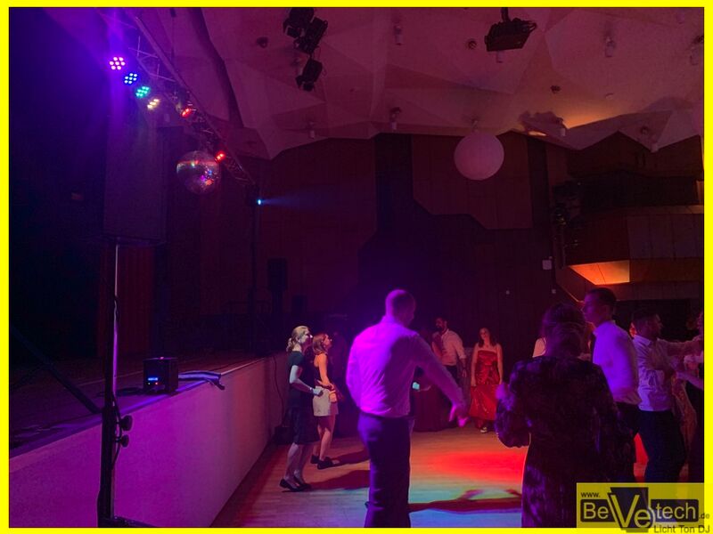 2019-08-24_Hochzeit_Bismarckhalle_Siegen_Geisweid_02.JPG