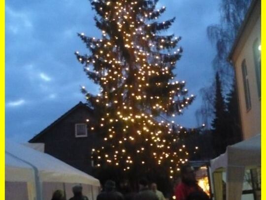Weihnachtsmarkt_Hain_in_Siegen_am_01.12.2012_002.jpg