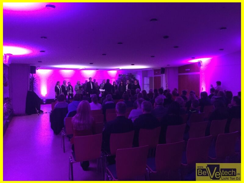 2016-01-23_Konzert_Die_Neujahrsshow_im_Gemeindehaus_Buschhuetten02.JPG