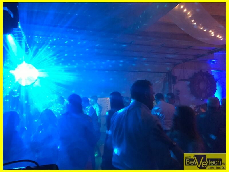 2017-05-24 Hochzeit Privathalle-Werkstatt in Freudenberg-Alchen 011.JPG