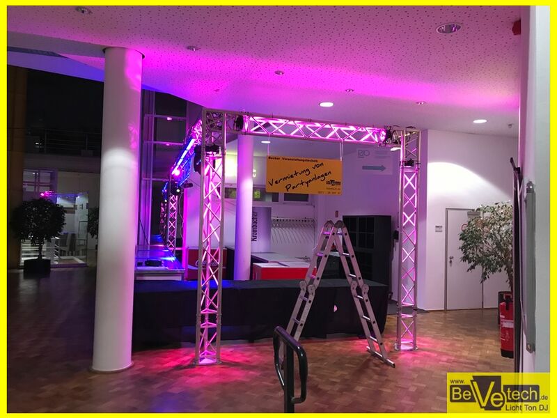 2018-03-03_Ue30_Party_im_TZ_Siegen-Geisweid_05.JPG