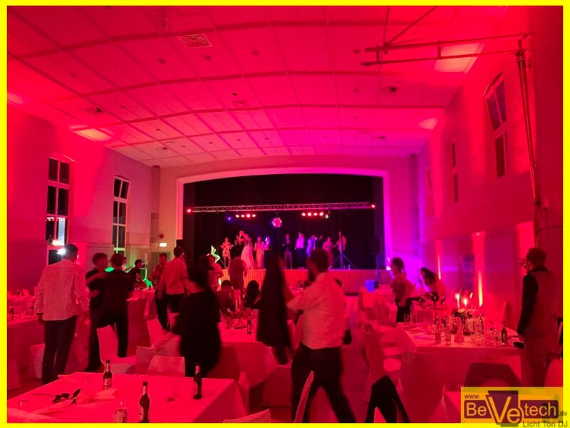 2022-06-17_Abiball_Turn_und_Festhalle_Buschhütten_03.jpg
