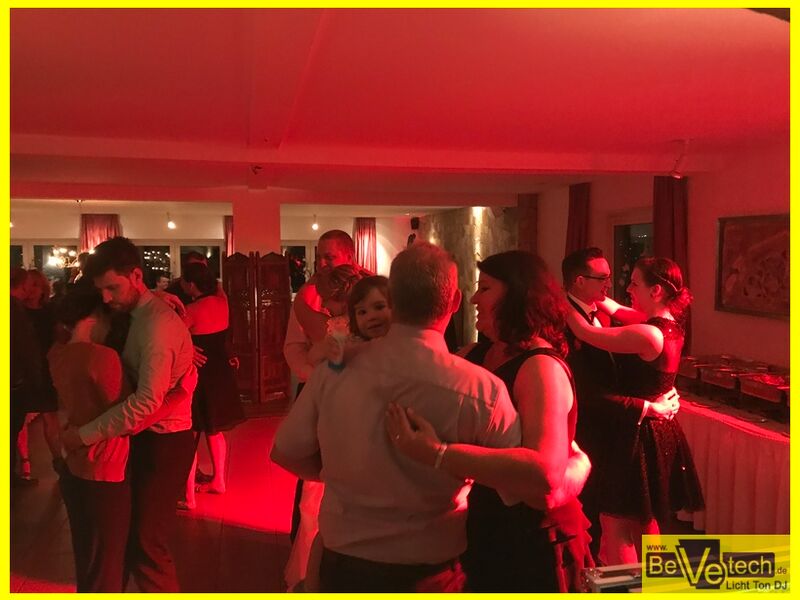 2017-08-11_Hochzeit_im_Restaurant_Morgenroethe_in_Siegen_08.JPG