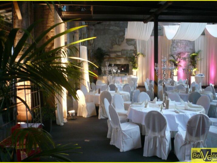 Dekobeleuchtung_fuer_Hochzeit_am_19.06.2010_im_Lokschuppen_in_Siegen_09.JPG