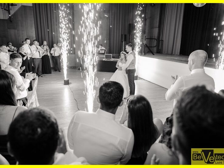 2019-08-24_Hochzeit_Bismarckhalle_Siegen_Geisweid_Fotografien_Julia_Achenbach_14.jpg
