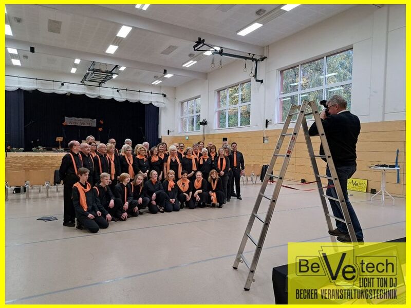 2023-11-05_Herbstkonzert_New Voices_Giebelwaldhalle_Mudersbach_09.JPG