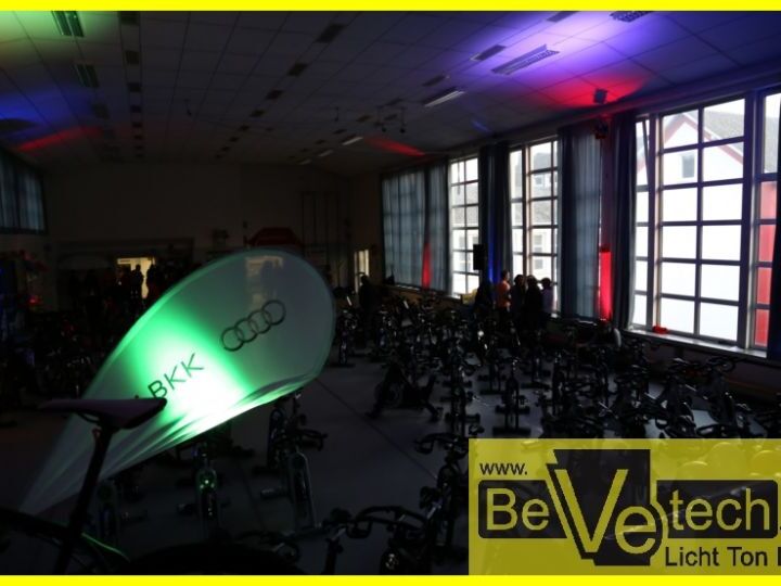 Indoor_Cycling_Salchendorf03.jpg