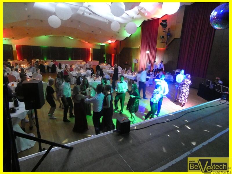 2019-08-24_Hochzeit_Bismarckhalle_Siegen_Geisweid_12.JPG