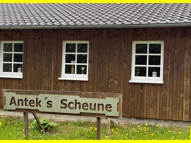 2026-05-08_Hochzeit_Anteks Scheune_Sondern_Olpe_003.JPEG
