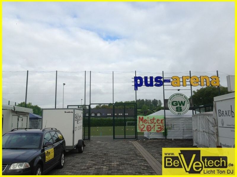 Jugendtunier_am_Gruen_Weiss_Siegen_Sportplatz_am_30.05.2013_002.JPG