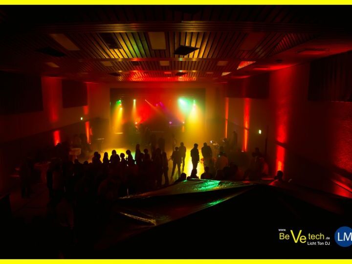 2016-02-20_NGV-Dance-Night_in_der_Georg-Heimann-Halle_in_Netphen04.jpg