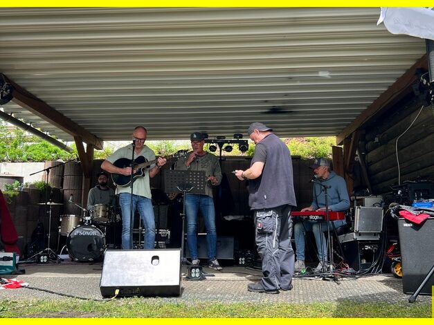 2024-05-04_Backesfest_HVT_Heimat-Verein-Trupbach_mit_Band_Siegen_Trupbach_01.JPEG