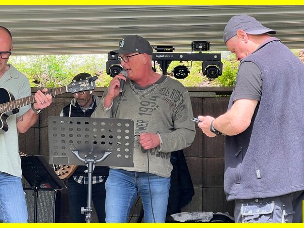 2024-05-04_Backesfest_HVT_Heimat-Verein-Trupbach_mit_Band_Siegen_Trupbach_02.JPEG