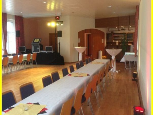 30._Geburtstag_am_10.05.2013_im_Buergerhaus_in_Seelbach_004.jpg
