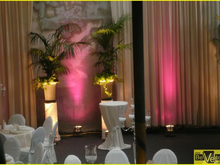 Dekobeleuchtung_fuer_Hochzeit_am_19.06.2010_im_Lokschuppen_in_Siegen_03.JPG