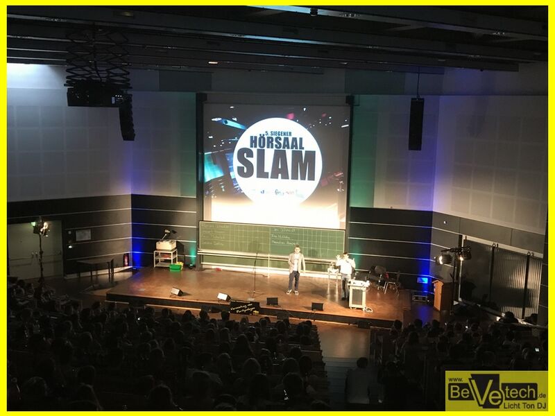 2017-05-16_5._Hoersaal_Slam_im_Audimax_am_Haardter_Berg_an_der_Uni_in_Siegen_12.JPG