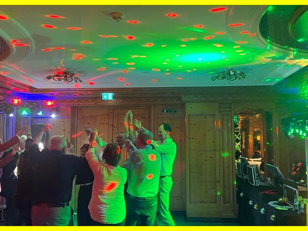 2024-12-31_Silvesterparty_Romantik_Landhotel_Doerr_Bad Laasphe_015.JPEG