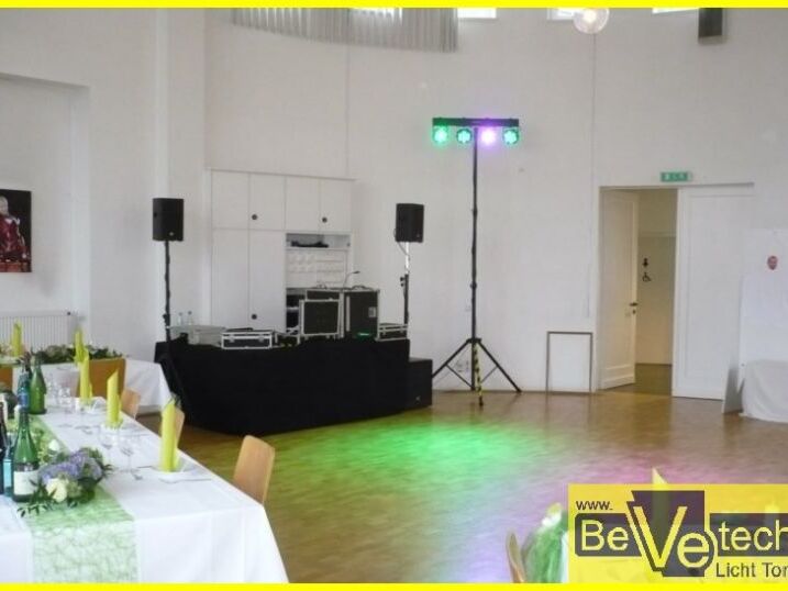 Hochzeit_am_01.06.2013_im_evangelischem_Gemeindehaus_in_Hilchenbach_003.jpg