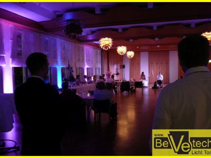 Hochzeit_am_05.10.2013_Haus_der_Siegerlaender_Wirtschaft_004.jpg