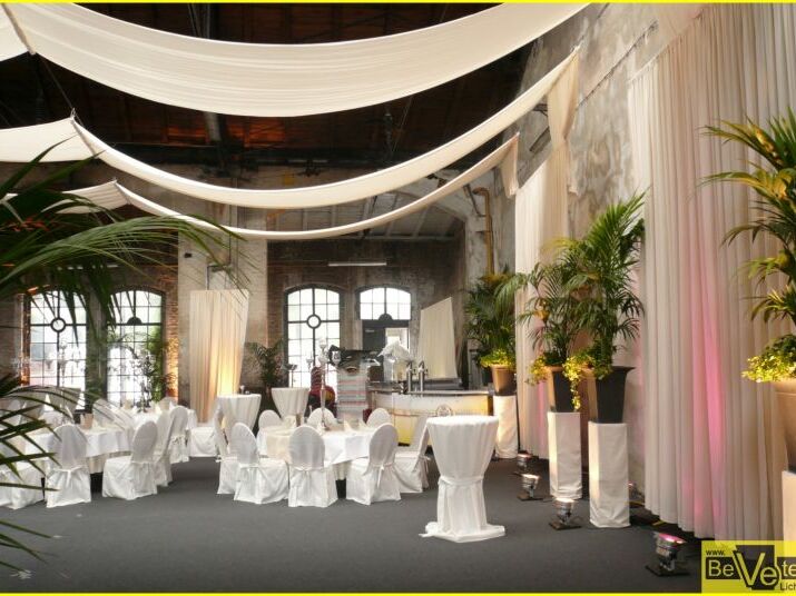 Dekobeleuchtung_fuer_Hochzeit_am_19.06.2010_im_Lokschuppen_in_Siegen_06.JPG