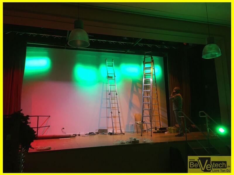 2016-11-17 Lichtmontage mit unserer Partnerfirma 12.JPG