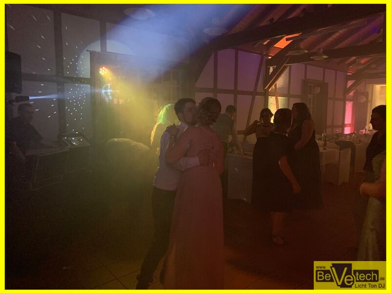 2019-05-11_Hochzeit_Alter_Bahnhof_Netphen-Deuz_01.JPG