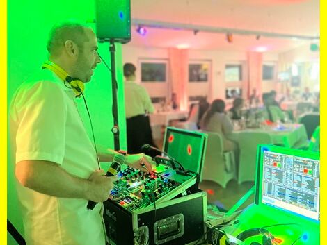 2024-06-29_Hochzeit_Tanzschule_Im_Takt_Dreistiefenbach_Netphen_011.JPEG
