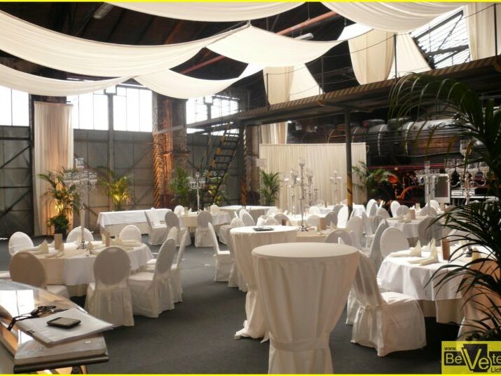 Dekobeleuchtung_fuer_Hochzeit_am_19.06.2010_im_Lokschuppen_in_Siegen_05.JPG