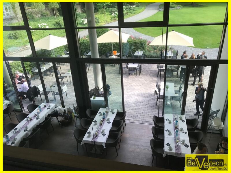2017-07-29_Hochzeit_Humboldt_Villa_in_Luedenscheid_09.JPG
