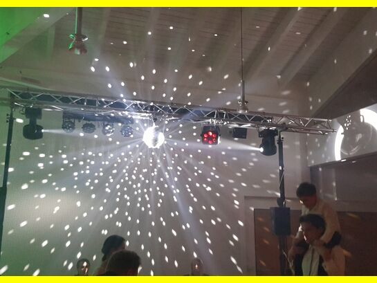 2019-05-25_Hochzeit_Ev._Gemeindezentrum_Wilnsdorf-Rödgen_04.jpg