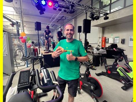 2022-08-05_bike_indoorcycling_friends_Burbach_001.jpg