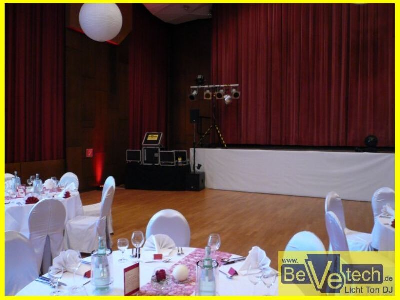 Hochzeit_am_06.06.2014_in_der_Bismarckhalle_in_Weidenau02.jpg