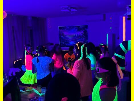 Vermietung_Schwarzlicht_Silvesterparty_006.jpg