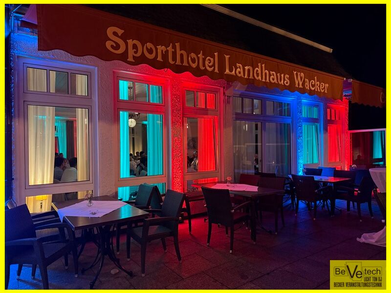 2025-08-23_Hochzeit_Landhaus Wacker_Wenden_008.JPG