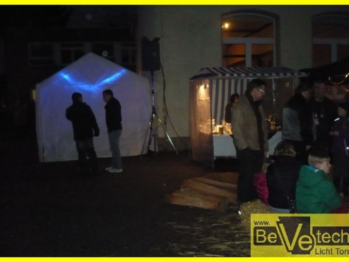 Weihnachtsmarkt_Hain_in_Siegen_am_01.12.2012_005.jpg