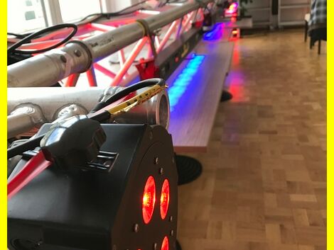 2017-11.04_Ue-30_Party_im_Technologiezentrum_in_Geisweid_06.JPG