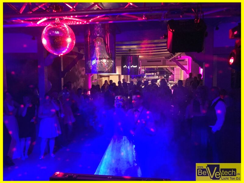 2018-07-28_Hochzeit_Romantikhotel_Platte06.JPG