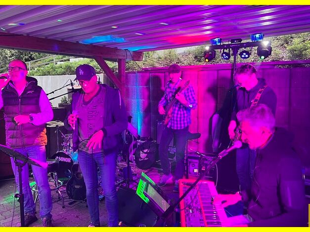 2024-05-04_Backesfest_HVT_Heimat-Verein-Trupbach_mit_Band_Siegen_Trupbach_08.JPEG