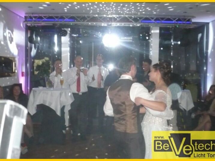 Hochzeit_am_29.09.2012_im_Restaurant_Johanneshoehe_in_Siegen_03.jpg