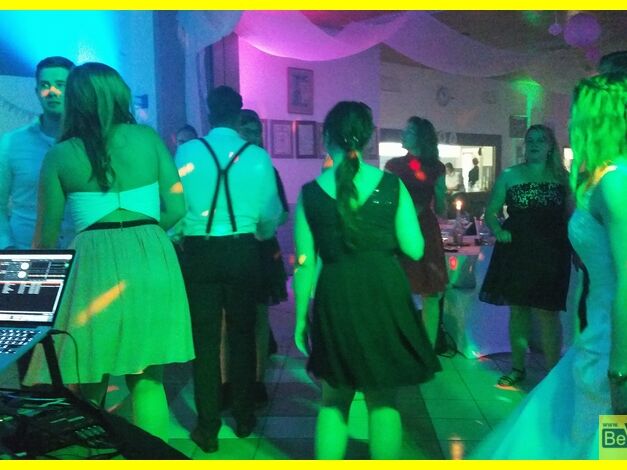 2017-06-17_Hochzeit_Saengerheim_Oberheuslingen_Freudenberg_013.jpg