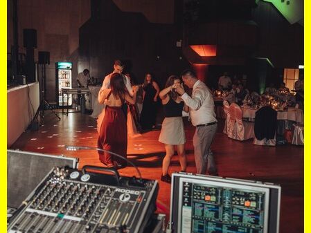 2019-08-24_Hochzeit_Bismarckhalle_Siegen_Geisweid_Fotografien_Julia_Achenbach_16.jpg