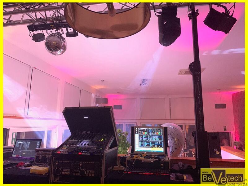 2019_08_17_Hochzeit_Gästehaus_Wilgersdorf_in_Wilgersdorf-Wilnsdorf_07.JPG