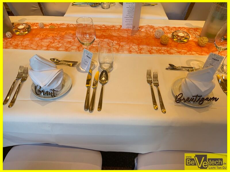 2021-09-18_Hochzeit_Pfeffermühle_Raum_Toscana_Siegen_04.JPG