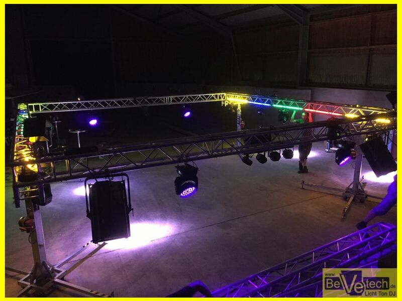 10.09.2016_90er_Party_in_Dresden 12.JPG