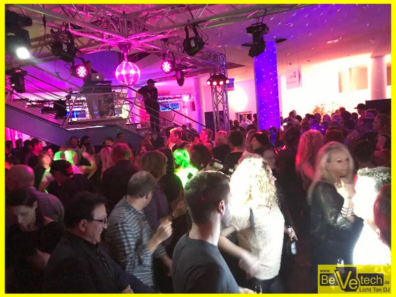 2017-11.04_Ue-30_Party_im_Technologiezentrum_in_Geisweid_04.JPG