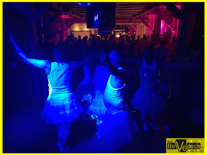 2018-07-28_Hochzeit_Romantikhotel_Platte05.JPG